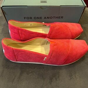 Toms Classic Red Corduroy